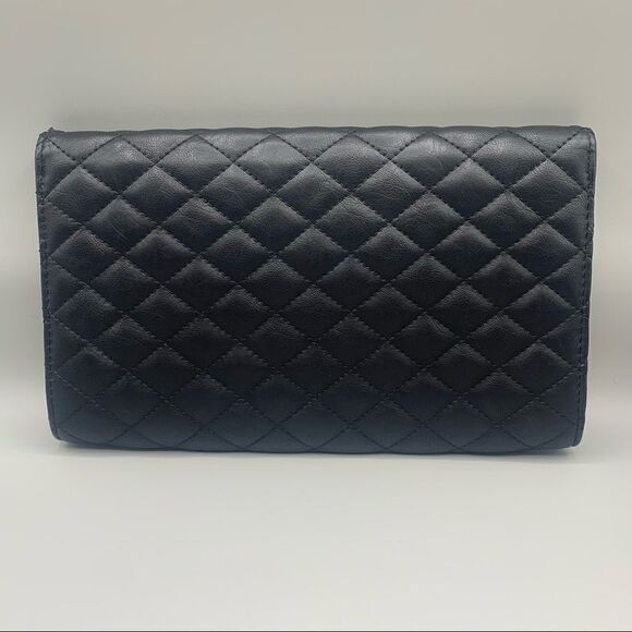 Urban Expressions Quilted Envelope Clutch Crossbody - Picture 2 of 5